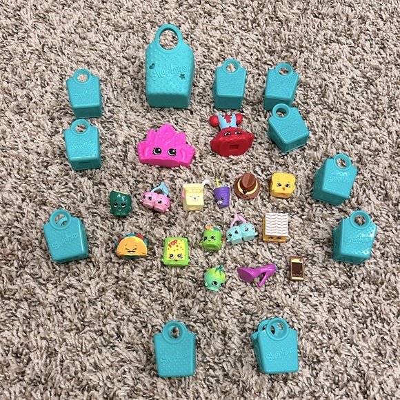 Shopkins Other - SHOPKINS bundle 💋